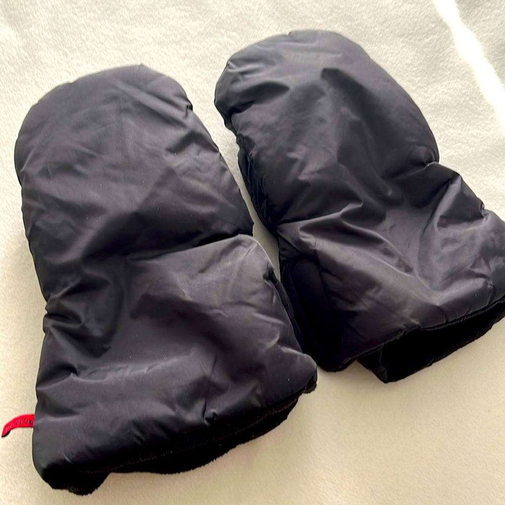Stroller mitts by Intipal